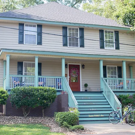 Swamp Rabbit Inn-3